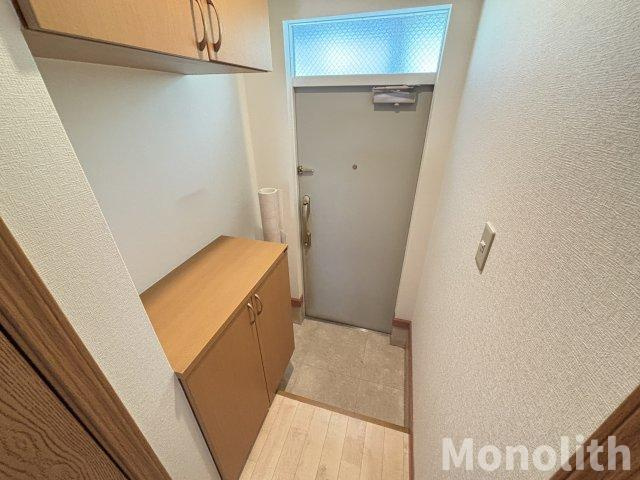 ラビアンローズの玄関