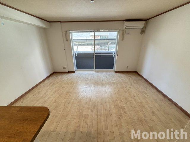 ラビアンローズの内装