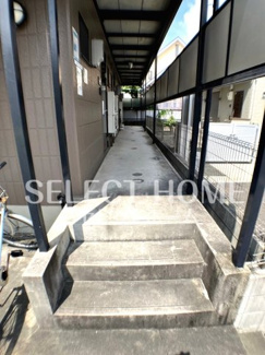 【エントランス】 | 建物の内部です
