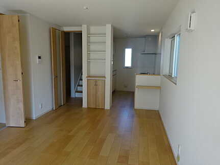 南区宇品御幸５丁目の居間・リビング