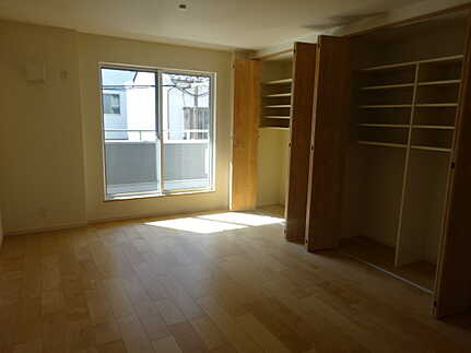 南区宇品御幸５丁目の洋室