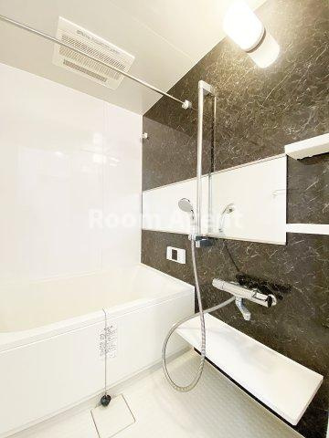 GRANDUKE新栄の浴室