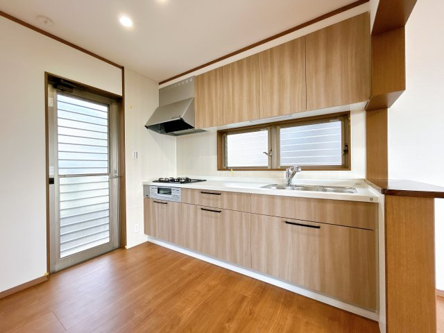 リフォーム中古戸建　本巣市法林寺　平成９年築のキッチン