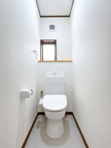 リフォーム中古戸建　本巣市法林寺　平成９年築のトイレ