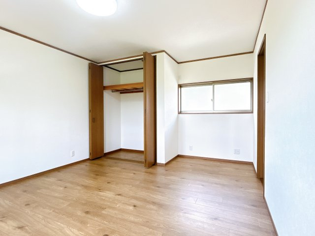 リフォーム中古戸建　本巣市法林寺　平成９年築の洋室