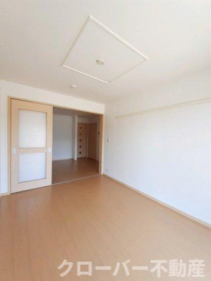 【洋室】 | エレガンシア・ブローテⅡ