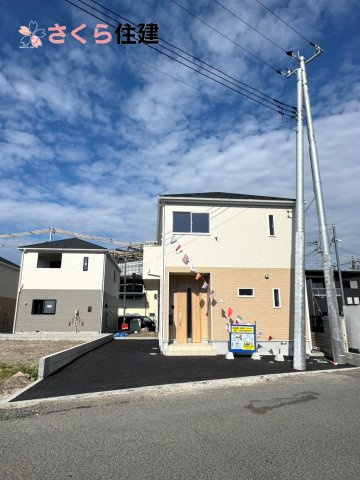 クレイドルガーデン　宇都宮市川田町第6　８号棟の駐車場|カースペース縦列駐車２台可能です。