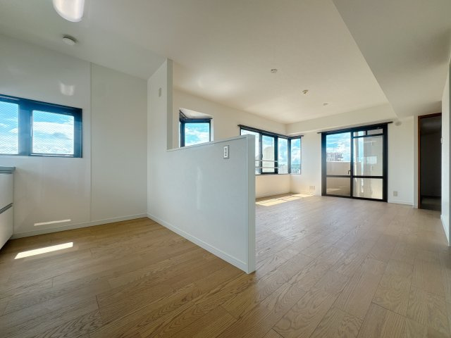 【居間・リビング】 | サンパーク・クレストサージュ戸畑Aコート☆仲介手数料無料☆