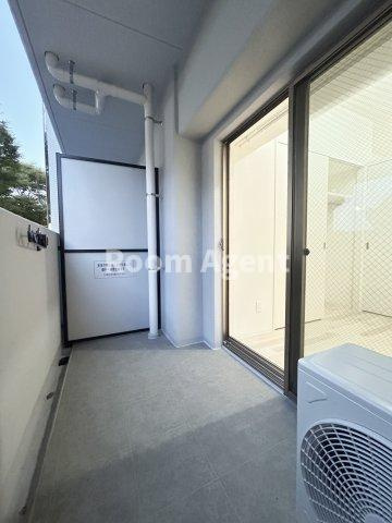 L&Cレジデンス鶴舞公園のバルコニー