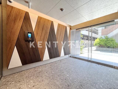 【ロビー】 | ＣＲＥＡＬｐｒｅｍｉｅｒ西馬込 | ゆとりのあるロビーです