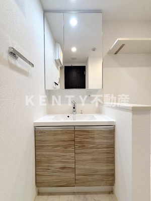 【洗面所】 | ＣＲＥＡＬｐｒｅｍｉｅｒ西馬込 | 広い洗面スペース