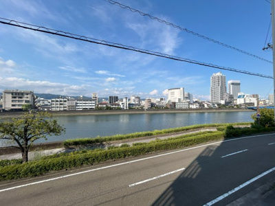 【展望】 | 四国不動産ビル