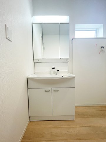 新築戸建・建売　柴田町船岡東1丁目　耐震・制震　船岡小・船岡中の独立洗面台