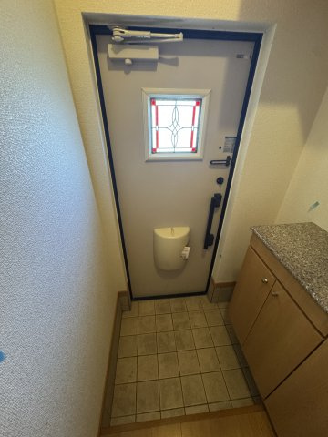 ラッフィナート・カーサ弐番館の玄関