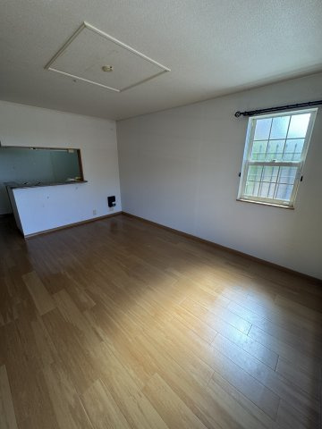 ラッフィナート・カーサ弐番館の居間・リビング