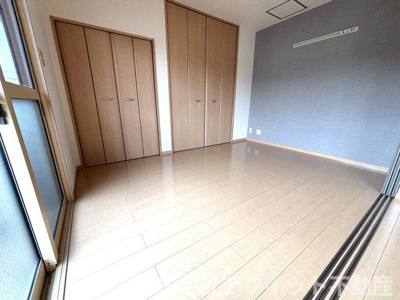 【その他】 | メルベーユ C棟 | 南側の洋室6帖