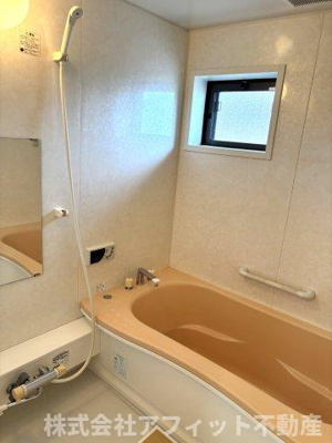 【浴室】 | メルベーユ C棟 | 追い焚き機能付き