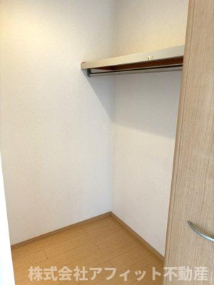 【収納】 | メルベーユ C棟 | ウォークインクローゼット