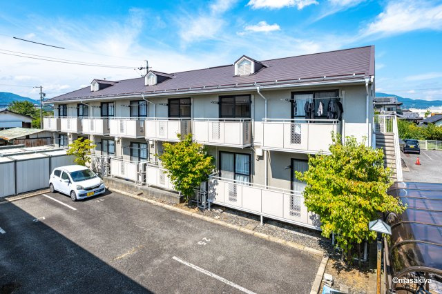 アネーロ和田　B