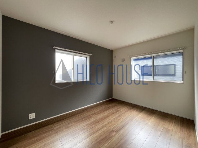 BLOOMING MAISON川越市的場3号棟の寝室