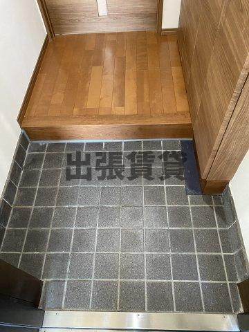 仲介手数料0円！！金城ビルの玄関