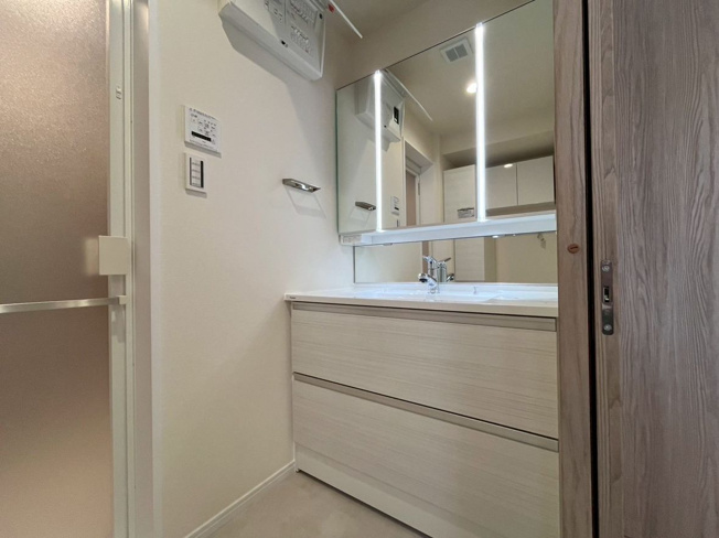 【独立洗面台】 | アンピール空港西☆仲介手数料無料☆