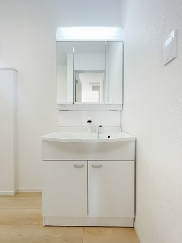 新築戸建・建売　柴田町船岡東1丁目　耐震・制震　船岡小・船岡中の独立洗面台