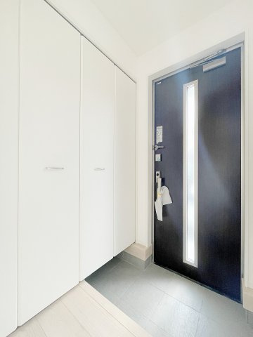 新築戸建・建売　柴田町船岡東1丁目　耐震・制震　船岡小・船岡中の玄関