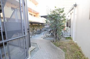 屋根付き駐輪場