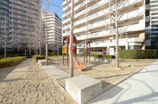 お子様のあそび場もございます。