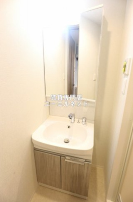 【独立洗面台】 | MAXIV CROS 江坂 | 清潔感ある独立洗面台で毎日気持ちよく♪