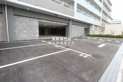 【駐車場】 | MAXIV CROS 江坂 | 敷地内駐車場あり◎