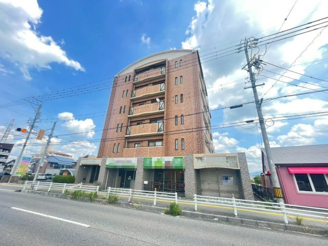 京町　エメラルド・レジデンスの外観