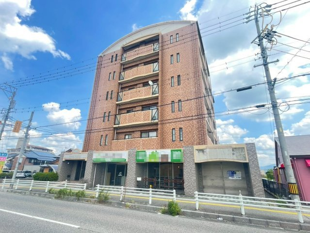 京町　エメラルド・レジデンスの外観