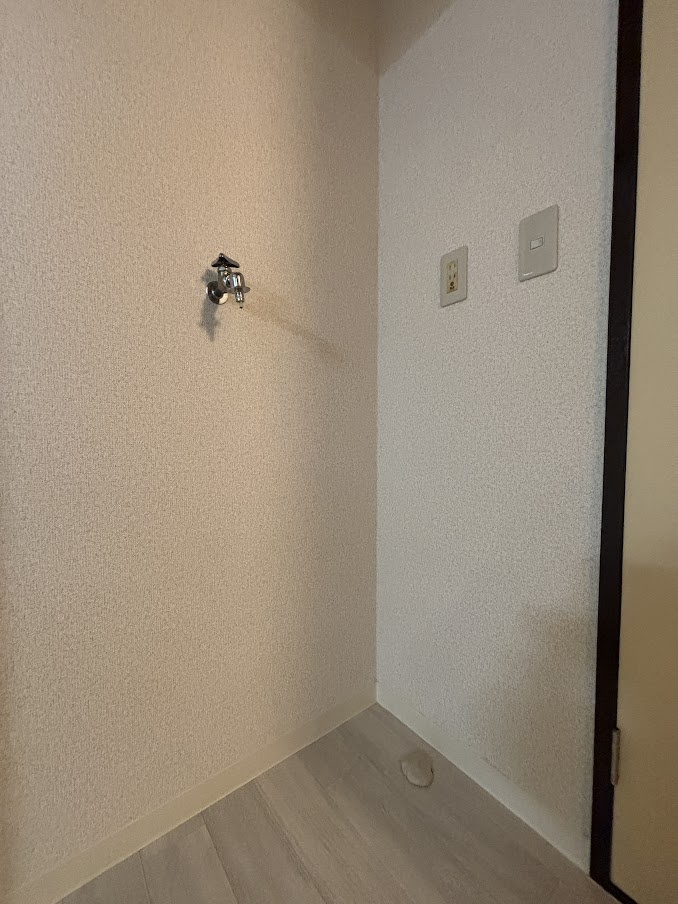 ガーデンハイツ平岡の設備|洗濯機置場