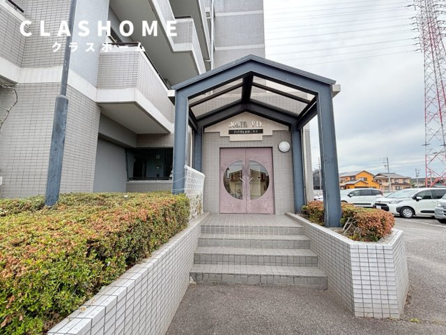 ジョリヴィ安城二本木　　刈谷市近郊の賃貸ならクラスホーム刈谷店のエントランス