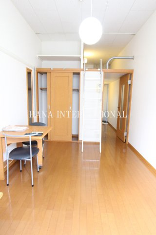 【居間・リビング】 | レオパレスあけしろ | ※１階のみフローリングとなります