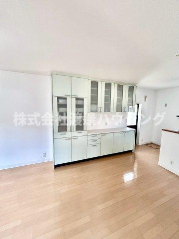 粟生間谷東一戸建の内装