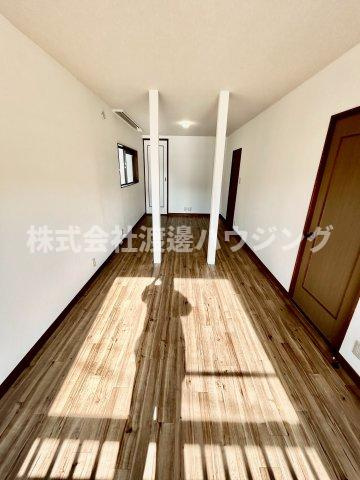 粟生間谷東一戸建の洋室