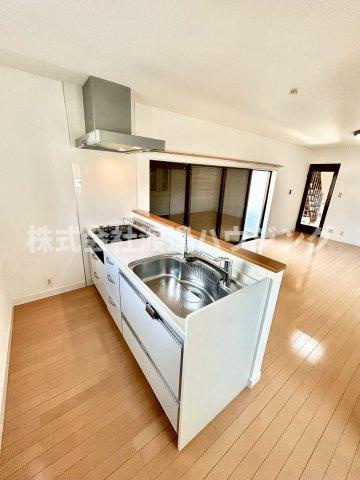 粟生間谷東一戸建のキッチン