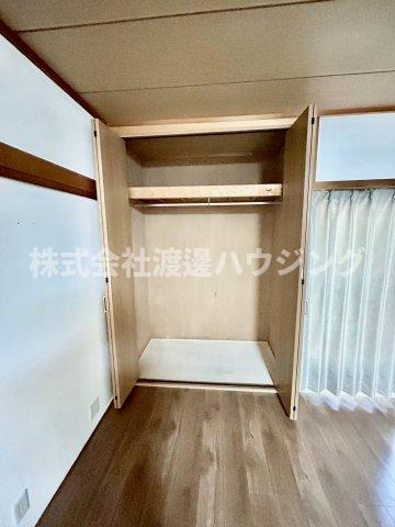 粟生間谷東一戸建の収納