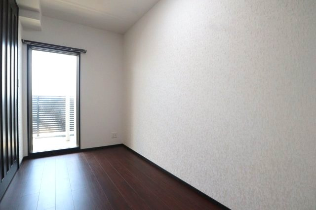 プレジオ西中島ASIANの洋室