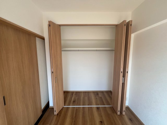 Jcity高須弐番館　の外観|駐車１台可（１住戸１台利用可）◆２．１１㎡のトランクルームあり！
