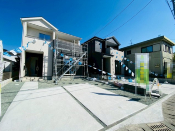 よかタウン／東区東京塚町１期／１号棟の前面道路含む現地写真