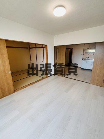 ヴィラ晃梅の居間・リビング