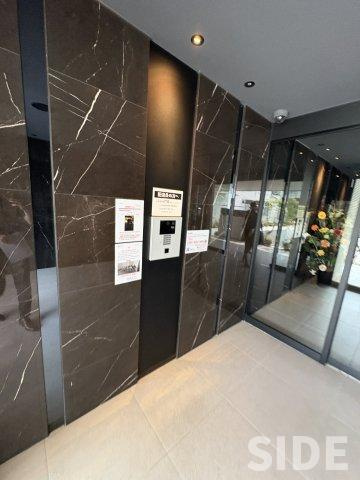 【エントランス】 | LUXENA KADOMA