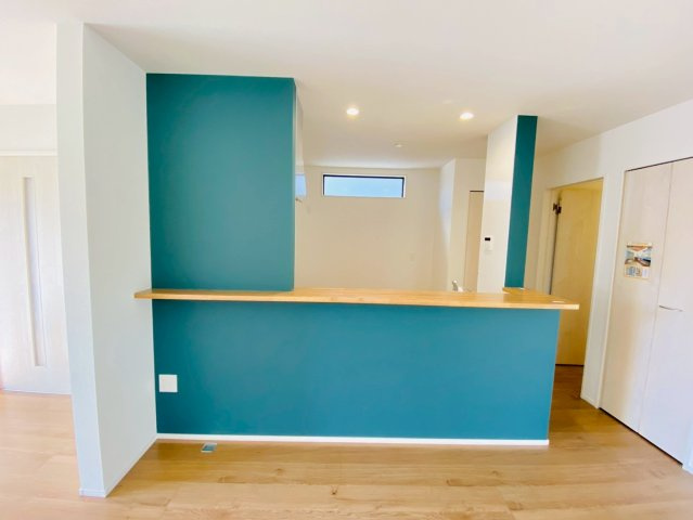 よかタウン／東区東京塚町１期／２号棟の居間・リビング