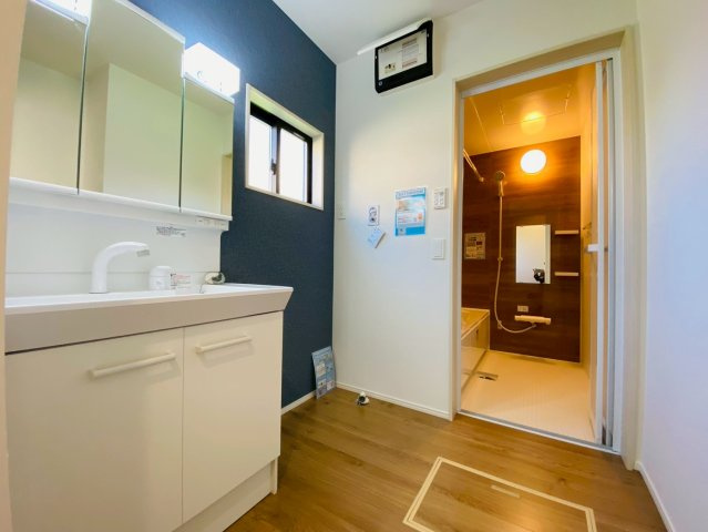 よかタウン／東区東京塚町１期／２号棟の独立洗面台