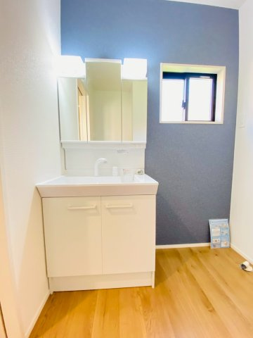 よかタウン／東区東京塚町１期／２号棟の独立洗面台