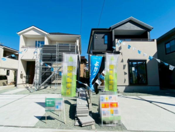 よかタウン／東区東京塚町１期／２号棟の前面道路含む現地写真